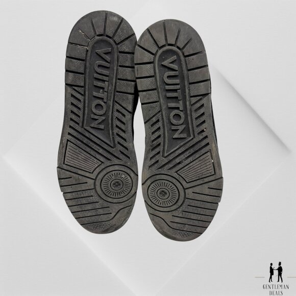 Louis Vuitton LV Trainer Sneakers  Black Suede Mens 9 LV 10.5 US Authentic - Picture 5 of 10